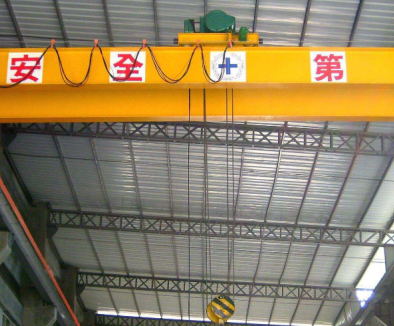 鋼絲繩電動葫蘆在梁式起重機中的應用優勢